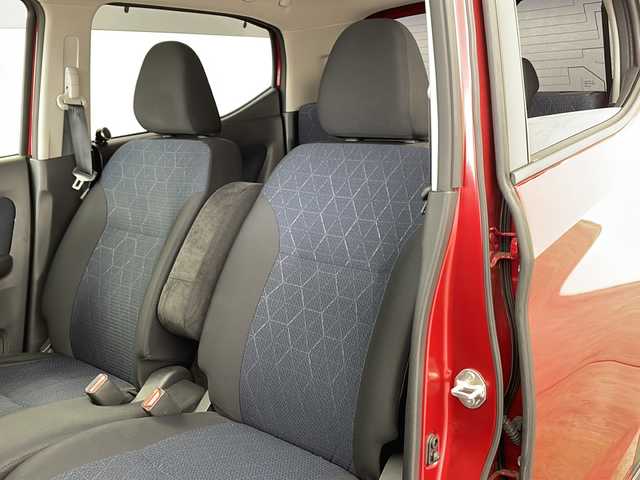 三菱 ｅＫクロス T 兵庫県 2019(令1)年 4.3万km アメジストブラック/レッドM ・社外ディスプレイオーディオ（Alexa・BT・スマートフォン連携）/・バックカメラ/・マイパイロット/・先進快適パッケージ/・Eアシスト/・衝突軽減ブレーキ/・車線逸脱警報/・車線逸脱防止支援/・クリアランスソナー/・LEDオートライト/・フォグランプ/・オートハイビーム/・シートヒーター/・オートホールド/・電動パーキングブレーキ/・ステアリングリモコン/・ドアバイザー/・アイドリングストップ/・ETC/・バニティミラー/・プッシュスタート/・スマートキー/・純正15インチアルミホイール/・フロアマット/・W＋サイドエアバック/・カーテンエアバック/・BLITZ製スロットルコントローラ（Power Thro）/・MITSUBA製ホーン（ALPHAII）/・社外サブウーハー