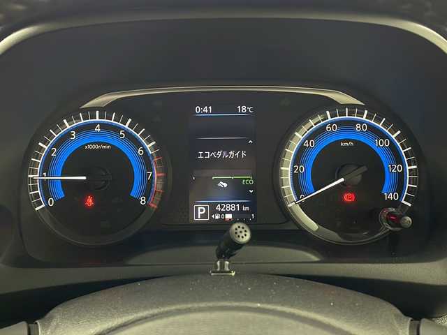 三菱 ｅＫクロス T 兵庫県 2019(令1)年 4.3万km アメジストブラック/レッドM ・社外ディスプレイオーディオ（Alexa・BT・スマートフォン連携）/・バックカメラ/・マイパイロット/・先進快適パッケージ/・Eアシスト/・衝突軽減ブレーキ/・車線逸脱警報/・車線逸脱防止支援/・クリアランスソナー/・LEDオートライト/・フォグランプ/・オートハイビーム/・シートヒーター/・オートホールド/・電動パーキングブレーキ/・ステアリングリモコン/・ドアバイザー/・アイドリングストップ/・ETC/・バニティミラー/・プッシュスタート/・スマートキー/・純正15インチアルミホイール/・フロアマット/・W＋サイドエアバック/・カーテンエアバック/・BLITZ製スロットルコントローラ（Power Thro）/・MITSUBA製ホーン（ALPHAII）/・社外サブウーハー