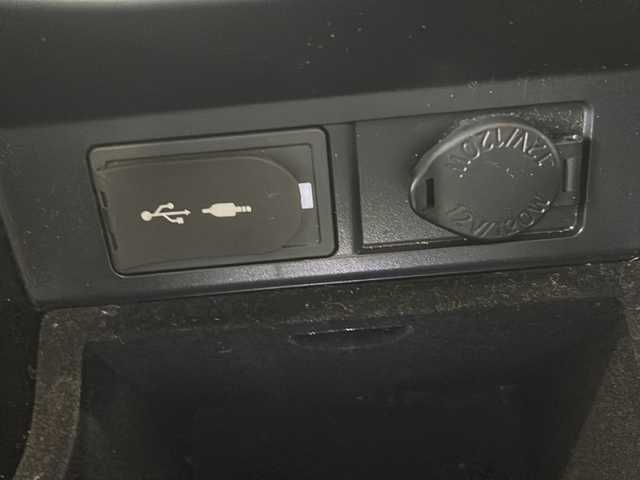 レクサス ＲＸ 200t Fスポーツ 愛知県 2016(平28)年 5.8万km グラファイトブラックガラスフレーク 純正ナビ/・フルセグ/・ＣＤ、ＤＶＤ、ＳＤ/・ＢＴ/・ＵＳＢ/・ＡＵＸ/・ラジオ/サンルーフ/ステアリングヒーター/前席シートヒーター/前席ベンチレーション/後席シートヒーター/後席電動格納/後席サンシェード/ヘッドアップディスプレイ/走行モード切替/オールオートウィンドウ/電動格納ミラー/電動リアゲート/ステアリングスイッチ/パドルシフト/左サイドカメラ