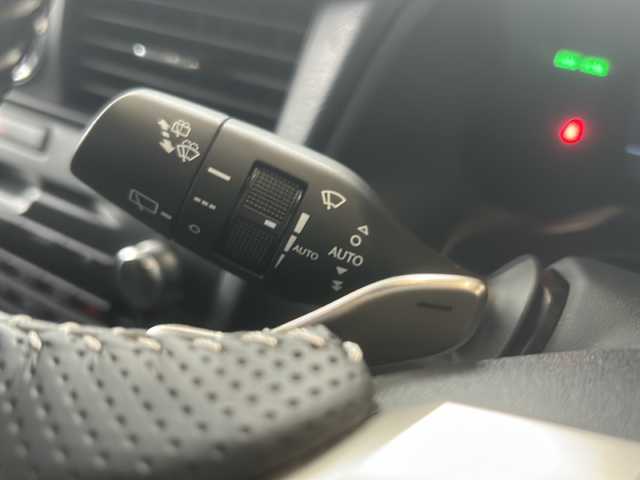 レクサス ＲＸ 200t Fスポーツ 愛知県 2016(平28)年 5.8万km グラファイトブラックガラスフレーク 純正ナビ/・フルセグ/・ＣＤ、ＤＶＤ、ＳＤ/・ＢＴ/・ＵＳＢ/・ＡＵＸ/・ラジオ/サンルーフ/ステアリングヒーター/前席シートヒーター/前席ベンチレーション/後席シートヒーター/後席電動格納/後席サンシェード/ヘッドアップディスプレイ/走行モード切替/オールオートウィンドウ/電動格納ミラー/電動リアゲート/ステアリングスイッチ/パドルシフト/左サイドカメラ