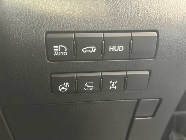 レクサス ＲＸ 200t Fスポーツ 愛知県 2016(平28)年 5.8万km グラファイトブラックガラスフレーク 純正ナビ/・フルセグ/・ＣＤ、ＤＶＤ、ＳＤ/・ＢＴ/・ＵＳＢ/・ＡＵＸ/・ラジオ/サンルーフ/ステアリングヒーター/前席シートヒーター/前席ベンチレーション/後席シートヒーター/後席電動格納/後席サンシェード/ヘッドアップディスプレイ/走行モード切替/オールオートウィンドウ/電動格納ミラー/電動リアゲート/ステアリングスイッチ/パドルシフト/左サイドカメラ