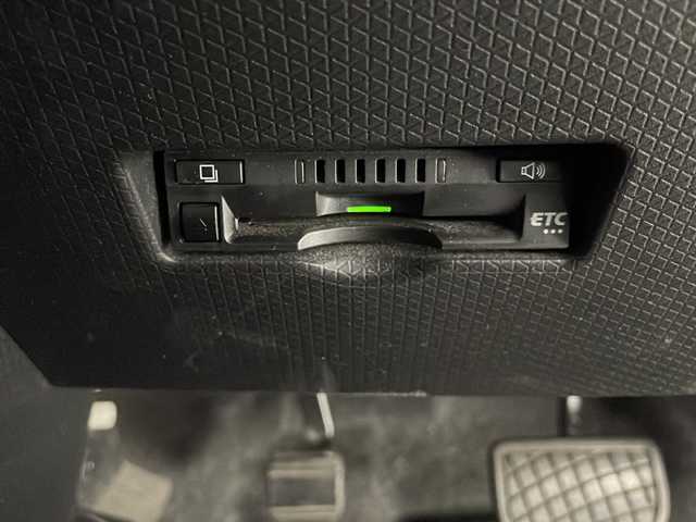 ダイハツ タント カスタム RS 宮崎県 2019(令1)年 5.1万km ブラックマイカメタリック/シャイニングホワイトパール 禁煙車/衝突被害軽減ブレーキ/社外ナビTV/（カロッツェリア/AVIC-RZ910/CD/DVD/Bluetooth/FMAM/フルセグTV)/社外バックカメラ/社外ドライブレコーダー/純正ビルトインETC/純正LEDオートライト/純正LEDフォグ/純正15インチアルミ/純正エアロ/純正ルーフエンドスポイラー/純正セキュリティアラーム/純正フロアマット/両側電動スライドドア/クリアランスソナー/オート電動格納ミラー/オートエアコン/前席シートヒーター/ハーフレザーシート/本革巻ハンドル/スマートキー/プッシュエンジンスタート/新車時保証書/取扱い説明書