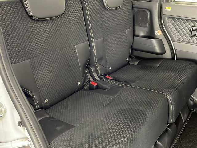 ダイハツ タント カスタム RS 宮崎県 2019(令1)年 5.1万km ブラックマイカメタリック/シャイニングホワイトパール 禁煙車/衝突被害軽減ブレーキ/社外ナビTV/（カロッツェリア/AVIC-RZ910/CD/DVD/Bluetooth/FMAM/フルセグTV)/社外バックカメラ/社外ドライブレコーダー/純正ビルトインETC/純正LEDオートライト/純正LEDフォグ/純正15インチアルミ/純正エアロ/純正ルーフエンドスポイラー/純正セキュリティアラーム/純正フロアマット/両側電動スライドドア/クリアランスソナー/オート電動格納ミラー/オートエアコン/前席シートヒーター/ハーフレザーシート/本革巻ハンドル/スマートキー/プッシュエンジンスタート/新車時保証書/取扱い説明書