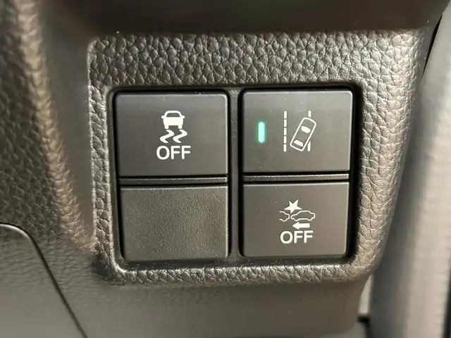 ホンダ Ｎ ＢＯＸ カスタム G EX ターボ ホンダセンシング 群馬県 2018(平30)年 5.4万km クリスタルブラックパール ホンダセンシング/・衝突軽減ブレーキ/・レーンキープアシスト/・オートライト/・リアコーナーセンサー/・クルーズコントロール/・横滑り防止/純正7インチナビ/・AM/FM/フルセグTV/・Bluetooth/SD/・CD/DVD/USB/バックカメラ/両側電動スライドドア/パドルシフト/LEDヘッドライト/LEDフォグランプ/純正フロアマット/純正ドアバイザー/純正ETC/純正15インチアルミホイール/純正ドライブレコーダー/スマートキー/プッシュスタート