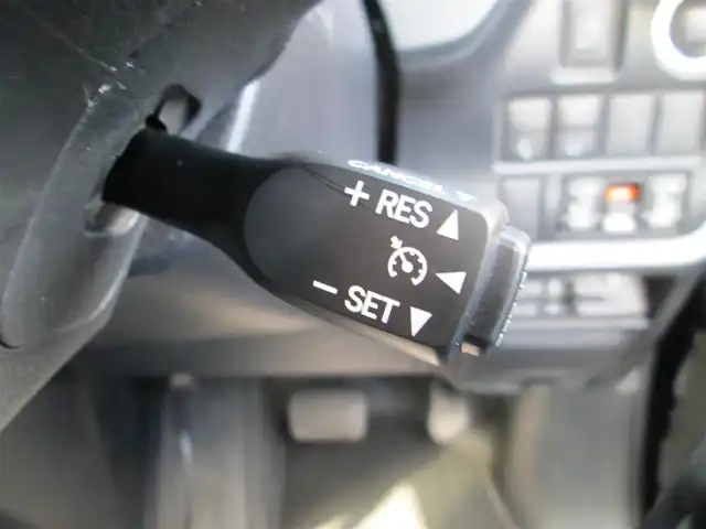 トヨタ ヴォクシー ZS 煌Ⅱ 千葉県 2020(令2)年 4.4万km ブラック ALPINE11型ナビ、フルセグTV/バックカメラ/社外オーディオ【DVD/CD/BT/SD】/Toyota Safety Sense/BLITZ車高調/社外SPマフラー(純正積込)/両側パワースライドドア/LEDヘッドライト&フォグランプ(黄緑)/クルーズコントロール/LDA(レーンディパーチャーアラート)/クリアランスソナー/革調シートカバー/社外スピーカー/ビルトインETC/スペアキー/純正リモコンエンジンスターター/取扱説明書/新車時保証書