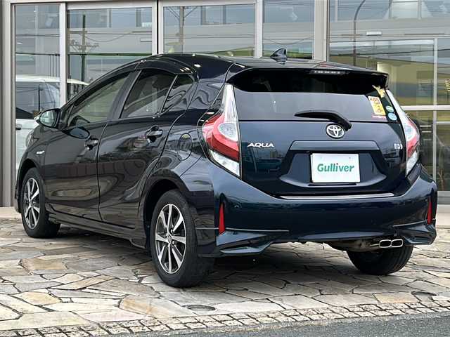 トヨタ アクア G ソフトレザーセレクション 静岡県 2017(平29)年 7.4万km ブラッキッシュアゲハガラスフレーク 純正ナビ（AM FM フルセグTV SD Bluetooth HDMI）/バックカメラ/レザーシート/ヒーターシート/クルーズコントロール/コーナーセンサー/革ステアリング/ETC/エンジンスターター/純正アルミホイール/純正フロアマット/ステアリングリモコン/LEDヘッドライト/オートライト/オートマチックハイビーム/プリクラッシュ/レーンキープアシスト