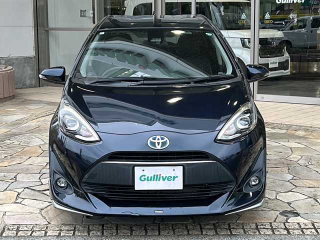 トヨタ アクア G ソフトレザーセレクション 静岡県 2017(平29)年 7.4万km ブラッキッシュアゲハガラスフレーク 純正ナビ（AM FM フルセグTV SD Bluetooth HDMI）/バックカメラ/レザーシート/ヒーターシート/クルーズコントロール/コーナーセンサー/革ステアリング/ETC/エンジンスターター/純正アルミホイール/純正フロアマット/ステアリングリモコン/LEDヘッドライト/オートライト/オートマチックハイビーム/プリクラッシュ/レーンキープアシスト