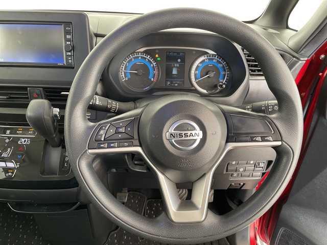 日産 ルークス ハイウェイスター X 愛知県 2021(令3)年 2.5万km スパークリングレッド/ブラック 純正ナビ/全方位カメラ/片側パワースライド/バックカメラ/コーナーセンサー/純正アルミホイール/LEDヘッドライト/オートマチックハイビーム/衝突軽減システム/フルセグ/CD /Bluetooth/ステアリングスイッチ/スマートキー/プッシュスタート