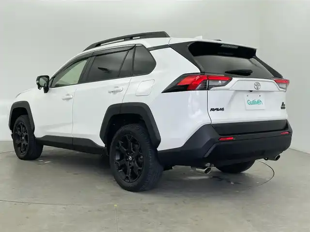 トヨタ ＲＡＶ４ アドベンチャー オフロードPKGⅡ 富山県 2022(令4)年 5.3万km 白 4WD/社外AW付き冬タイヤ積込/純正10.5型ディスプレイオーディオ/（AM/FM/USB/BT/Miracast）/フルセグTV/バックカメラ/プリクラッシュセーフティ/レーダークルーズコントロール/レーンディパーチャーアラート/ブラインドスポットモニター/LEDヘッドライト/オートマチックハイビーム/クリアランスソナー/ビルトインETC2.0/デジタルインナーミラー/合皮シート/前席温熱＋ベンチレーションシート/運転席パワーシート/スマートキー×２/プッシュスタート/社外フロアマット/純正１８インチAW/取扱説明書
