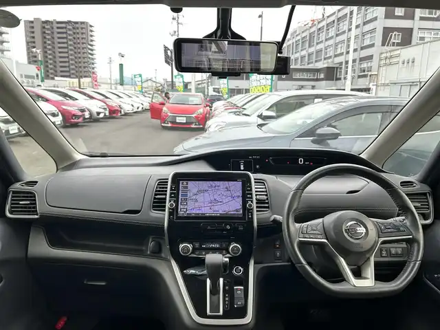 日産 セレナ ハイウェイスター G 島根県 2016(平28)年 5.4万km ダイヤモンドブラック 純正9インチSDナビ/(フルセグ/DVD再生/Bluetooth)/全方位カメラ/フリップダウンモニター　/プロパイロット　/両側パワースライド/ＥＴＣ/エマージェンシーブレーキ　/前席シートヒーター/デジタルインナーミラー/LEDヘッドライト/純正フロアマット