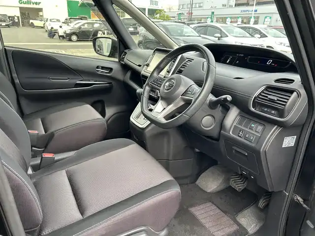 日産 セレナ ハイウェイスター G 島根県 2016(平28)年 5.4万km ダイヤモンドブラック 純正9インチSDナビ/(フルセグ/DVD再生/Bluetooth)/全方位カメラ/フリップダウンモニター　/プロパイロット　/両側パワースライド/ＥＴＣ/エマージェンシーブレーキ　/前席シートヒーター/デジタルインナーミラー/LEDヘッドライト/純正フロアマット