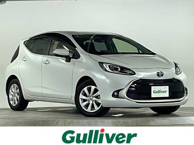 トヨタ アクア Z 広島県 2021(令3)年 2.5万km プラチナホワイトパールマイカ 純正ナビ/（Bluetooth/AppleCarPlay/AndroidAuto/フルセグTV)/アランドビューモニター/前方ドライブレコーダー/ビルトインETC/100V充電/レーダークルーズコントロール/プリクラッシュセーフティー/ブラインドスポットモニター/レーンディパーチャーアラート/LEDヘッドライト/オートマチックハイビーム/フォグランプ/純正15インチアルミホイール/純正フロアマット/純正ドアバイザー/スペアキー1本/スマートキー/プッシュスタート/電動格納ミラー/保証書/取扱説明書
