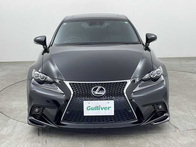 レクサス ＩＳ 250 Fスポーツ Xライン 兵庫県 2015(平27)年 5万km ブラック ・RAYS 19インチAW/・トムス スロットルコントローラー/・AVEST LEDライト/・サンルーフ/・純正ナビ＆BT＆CD＆TV/・レザーシート/・クルーズコントロール/・ブラインドスポットモニター/・パワーシート/・エアシート/・シートヒーター/・パドルシフト/・前後ドライブレコーダー/・クリアランスソナー/・ビルトインETC/・カーテンエアバック/・プッシュスタート/・スペアキー