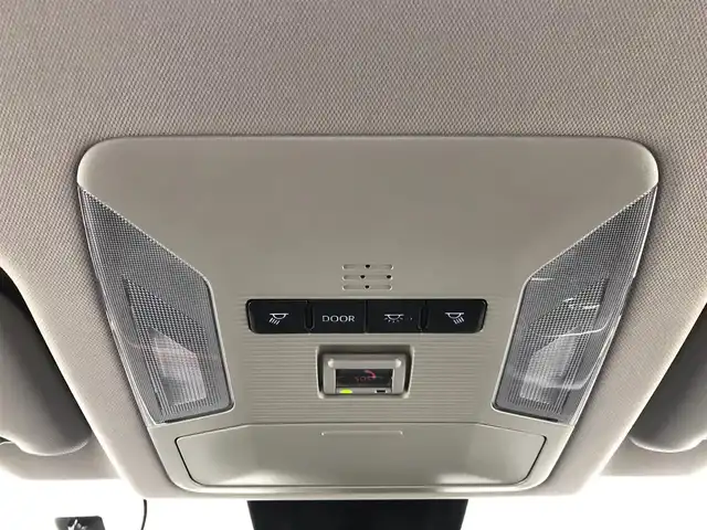 トヨタ ＲＡＶ４ アドベンチャー 愛知県 2023(令5)年 2.7万km アティチュードブラックマイカ 純正9型DA（フルセグ、Bluetooth）/ETC2.0/BSM/シートヒーター、エアシート/Bカメラ/4WD/ハンドルヒーター/衝突軽減ブレーキ/ACC/レーンキープアシスト/オートハイビーム/コーナーセンサー/オートライト/フォグライト/パワーシート/ドラレコ/純正アルミホイール/社外フロアマット/三点エアバック