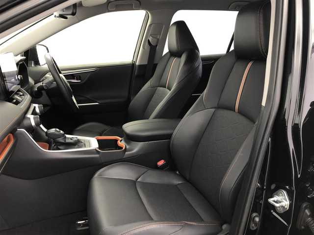 トヨタ ＲＡＶ４ アドベンチャー 愛知県 2023(令5)年 2.7万km アティチュードブラックマイカ 純正9型DA（フルセグ、Bluetooth）/ETC2.0/BSM/シートヒーター、エアシート/Bカメラ/4WD/ハンドルヒーター/衝突軽減ブレーキ/ACC/レーンキープアシスト/オートハイビーム/コーナーセンサー/オートライト/フォグライト/パワーシート/ドラレコ/純正アルミホイール/社外フロアマット/三点エアバック