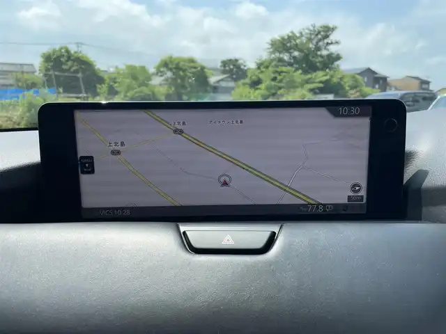 マツダ ＣＸ－６０ 富山県 2023(令5)年 2万km マシーングレープレミアムM ４WD/サンルーフ／/革シート／/メーカーナビ／/フルセグＴＶ／/Ｂｌｕｅｔｏｏｔｈ／/パノラミックビューモニター／/ＡＣ１００Ｖ電源／/ＡｐｐｌｅＣａｒＰｌａｙ／/ａｎｄｒｏｉｄａｕｔｏ／/前後Ｄレコーダー／/ＥＴＣ２．０／/パワーシート/シートヒーター/エアシート/レーダークルーズコントロール/衝突軽減ブレーキ/レーンキープアシスト/ブラインドスポットモニター/LEDオートライト