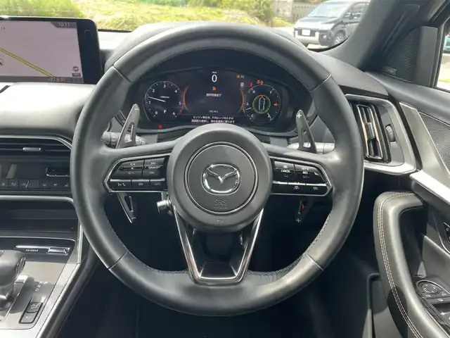 マツダ ＣＸ－６０ 富山県 2023(令5)年 2万km マシーングレープレミアムM ４WD/サンルーフ／/革シート／/メーカーナビ／/フルセグＴＶ／/Ｂｌｕｅｔｏｏｔｈ／/パノラミックビューモニター／/ＡＣ１００Ｖ電源／/ＡｐｐｌｅＣａｒＰｌａｙ／/ａｎｄｒｏｉｄａｕｔｏ／/前後Ｄレコーダー／/ＥＴＣ２．０／/パワーシート/シートヒーター/エアシート/レーダークルーズコントロール/衝突軽減ブレーキ/レーンキープアシスト/ブラインドスポットモニター/LEDオートライト