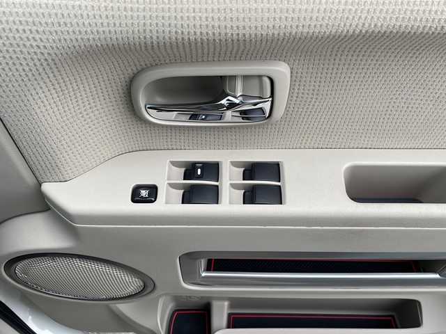 三菱 デリカＤ：５ D－Power package 千葉県 2014(平26)年 5万km ウォームホワイトパール ナビＡＶＩＣ－ＭＲＺ９９　バックカメラ　両側パワースライドドア　シートヒーター　パドルシフト　ＤＶＤ　ETC フルセグ　オートステップ　ディーゼル　ターボ　ＨＩＤ　オートライト　マット　バイザー