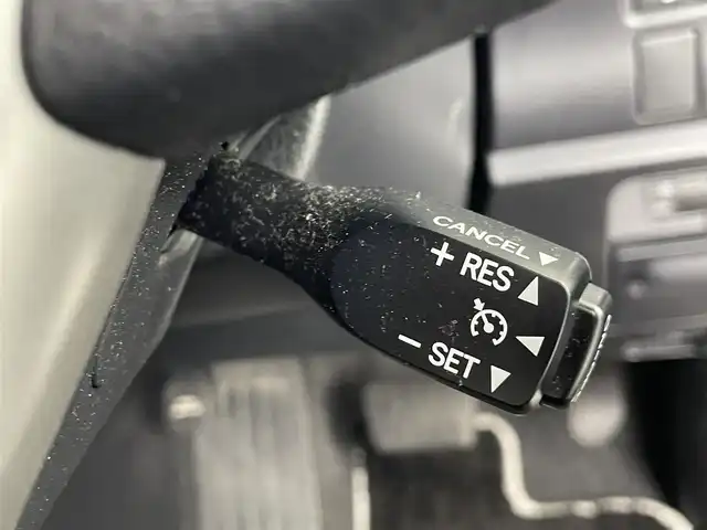 トヨタ ヴォクシー ZS 煌Ⅲ 埼玉県 2020(令2)年 5.3万km ブラック 純正9インチナビ　NSZT-Y68T/(Bluetooth/CD/DVD/AM/FM)/地デジフルセグ/バックカメラ/前後ドライブレコーダー/ETC/クルーズコントロール/車線逸脱警報/衝突軽減ブレーキ/オートマチックハイビーム/アイドリングストップ/ロールサンシェード/フロントフォグランプ/ウィンカーミラー/両側パワースライドドア/ステアリングリモコン/プッシュスタート/純正フロアマット/純正ドアバイザー/純正16インチアルミホイール