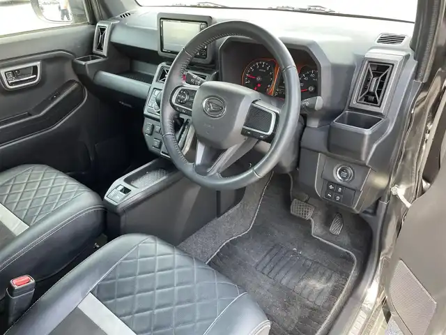 ダイハツ タフト G 滋賀県 2021(令3)年 4.8万km ブラックマイカメタリック 社外ナビ/CD.DVD.Bluetooth.フルセグ/バックカメラ/衝突軽減ブレーキ/コーナーセンサー/前席シートヒーター/アイドリングストップ/ステアリングスイッチ/前後ドライブレコーダー/ETC/電子パーキング/ブレーキホールド/LEDヘッドライト/オートライト/レザー調シートカバー/ガラスルーフ/スマートキー/純正アルミホイール