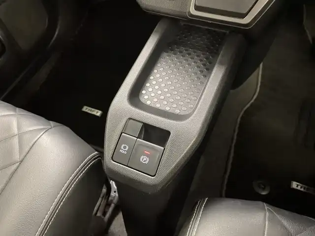 ダイハツ タフト G 新潟県 2021(令3)年 4.8万km ブラックマイカメタリック ストラーダSDナビ【CN-RE07WD】/　CD.DVD.Bluetooth.フルセグTV/バックモニター/衝突被害軽減ブレーキ/コーナーセンサー/前席シートヒーター/アイドリングストップ/ステアリングスイッチ/前後ドライブレコーダー/ETC/電子パーキング/ブレーキホールド/LEDヘッドライト/オートライト/レザー調シートカバー/ガラスルーフ/スマートキー/純正アルミホイール