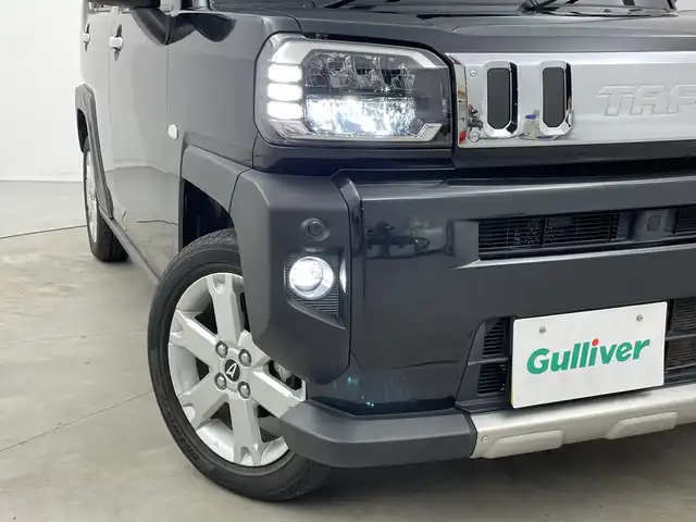 ダイハツ タフト G 新潟県 2021(令3)年 4.8万km ブラックマイカメタリック ストラーダSDナビ【CN-RE07WD】/　CD.DVD.Bluetooth.フルセグTV/バックモニター/衝突被害軽減ブレーキ/コーナーセンサー/前席シートヒーター/アイドリングストップ/ステアリングスイッチ/前後ドライブレコーダー/ETC/電子パーキング/ブレーキホールド/LEDヘッドライト/オートライト/レザー調シートカバー/ガラスルーフ/スマートキー/純正アルミホイール