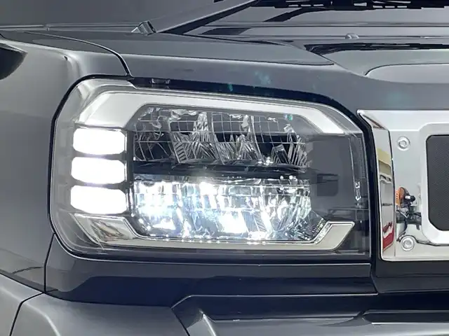 ダイハツ タフト G 新潟県 2021(令3)年 4.8万km ブラックマイカメタリック ストラーダSDナビ【CN-RE07WD】/　CD.DVD.Bluetooth.フルセグTV/バックモニター/衝突被害軽減ブレーキ/コーナーセンサー/前席シートヒーター/アイドリングストップ/ステアリングスイッチ/前後ドライブレコーダー/ETC/電子パーキング/ブレーキホールド/LEDヘッドライト/オートライト/レザー調シートカバー/ガラスルーフ/スマートキー/純正アルミホイール