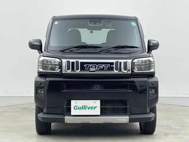 ダイハツ タフト G 新潟県 2021(令3)年 4.8万km ブラックマイカメタリック ストラーダSDナビ【CN-RE07WD】/　CD.DVD.Bluetooth.フルセグTV/バックモニター/衝突被害軽減ブレーキ/コーナーセンサー/前席シートヒーター/アイドリングストップ/ステアリングスイッチ/前後ドライブレコーダー/ETC/電子パーキング/ブレーキホールド/LEDヘッドライト/オートライト/レザー調シートカバー/ガラスルーフ/スマートキー/純正アルミホイール
