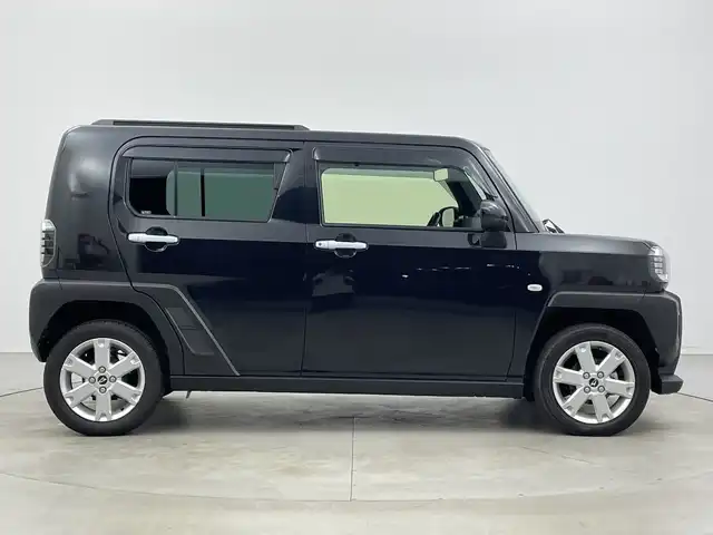 ダイハツ タフト G 新潟県 2021(令3)年 4.8万km ブラックマイカメタリック ストラーダSDナビ【CN-RE07WD】/　CD.DVD.Bluetooth.フルセグTV/バックモニター/衝突被害軽減ブレーキ/コーナーセンサー/前席シートヒーター/アイドリングストップ/ステアリングスイッチ/前後ドライブレコーダー/ETC/電子パーキング/ブレーキホールド/LEDヘッドライト/オートライト/レザー調シートカバー/ガラスルーフ/スマートキー/純正アルミホイール