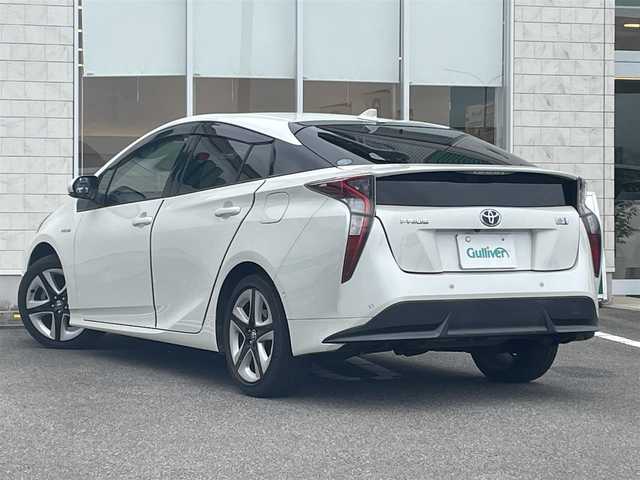 トヨタ プリウス A プレミアム　ツーリングセレ 宮崎県 2017(平29)年 11.3万km ホワイトパールクリスタルシャイン ワンオーナー/純正ナビ「DSZT-YC4T」/(AM.FM.Bluetooth.CD.DVD.SD)/フルセグTV/バックカメラ/ビルドインETC/ドライブレコーダー/パワーシート/シートヒーター/クリアランスソナー/レーダークルーズコントロール/パーキングアシスト/衝突軽減ブレーキ/レーンキープアシスト/横滑り防止機能/電格ミラー/パワーウィンドウ/パワーステアリング/ステアリングスイッチ/スマートキー