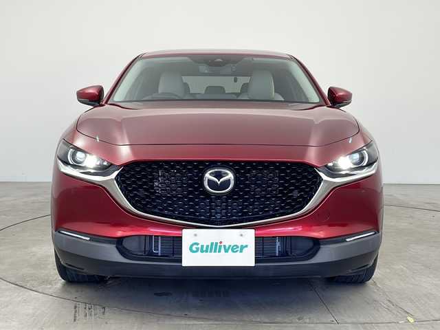 マツダ ＣＸ－３０ 20S プロアクティブツーリングセレ 兵庫県 2020(令2)年 3.1万km ソウルレッドクリスタルM ・純正ナビ＆Bluetooth＆CD/DVD＆TV/・バックカメラ/・ビルドインETC/・衝突被害軽減システム/・レーダークルーズコントロール/・レーンキープアシスト/・パワーバックドア/・前後ドライブレコーダー/・純正フロアマット/・パワーシート（運転席）/・シートヒーター（運転席・助手席）/・革巻きステアリング/・ステアリングリモコン/・ステアリングヒーター/・パドルシフト/・電動パーキングブレーキ/・オートブレーキホールド/・ヘッドアップディスプレイ/・アイドリングストップ/・純正18インチアルミホイール/・ABS/・横滑り防止機能/・前後コーナーセンサー/・盗難防止装置/・オートライト/・オートマチックハイビーム/・LEDヘッドライト/・W＋サイドエアバック/・カーテンエアバック/・スマートキー/・オートエアコン
