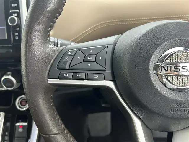日産 セレナ ハイウェイスター G プロパイロットED 岡山県 2017(平29)年 3.9万km ブリリアントホワイトパール 純正９インチナビ/型番:MM516D-L/【フルセグTV/CD/DVD/Blu-ray/Bluetooth/USB/AUX/iPod】/純正１０インチ後席モニター/プレミアムインテリア/プロパイロット/エマージェンシーブレーキ/両側パワースライドドア/バックカメラ/ＬＥＤヘッドライト/ＥＴＣ/革巻きステアリング/スマートキー/純正ドライブレコーダー（前）/純正フロアマット/LEDルームランプ