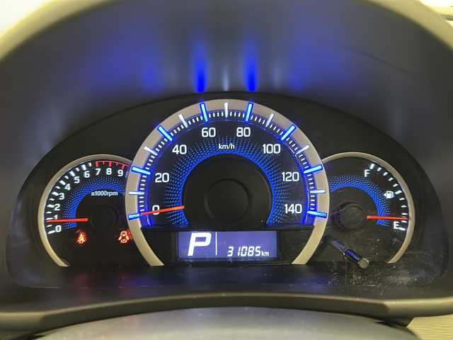 スズキ ワゴンＲ FX 道央・札幌 2016(平28)年 3.1万km スペリアホワイト /4WD//純正オーディオ(AM/FM/AUX)//リモコンキー//社外AW付サマータイヤ//純正AW付スタッドレスタイヤ積み込み//アイドリングストップ