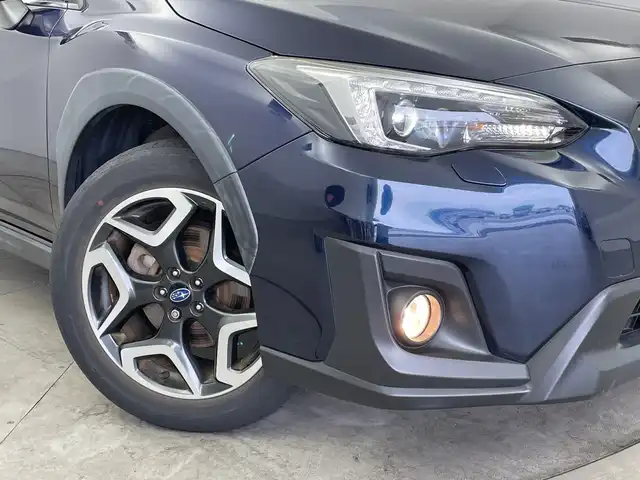 スバル インプレッサ ＸＶ 2．0i－S アイサイト 新潟県 2019(令1)年 6万km ダークブルーパール 純正８インチメモリナビ（Bluetooth・CD・DVD・USB）/バックカメラ　/ルーフレール/フルセグ　/アイサイト　/前席パワーシート　/ＬＥＤオートライト　/レーンキープアシスト　/後方コーナーセンサー　/追従クルーズコントロール/アイドリングストップ　/ヒッチメンバー　/パドルシフト/ETC/純正フロアマット/純正１８インチアルミホイール/スマートキー/スペアキー