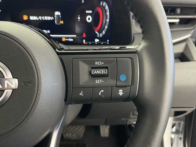 日産 オーラ G FOUR レザーエディション 秋田県 2024(令6)年 0.4万km 白／ゴールド ４ＷＤ/純正メモリナビ/ (フルセグＴＶ/Bluetooth/HDMI/AndroidAuto)/全方位カメラ/プロパイロット/ステアリングヒーター/ＢＯＳＥサウンドシステム/デジタルインナーミラー/ワイヤレス充電/前席シートヒーター/オートブレーキホールド/オートライト/スマートキー/スペアキー/社外フロアマット/ＥＴＣ２．０