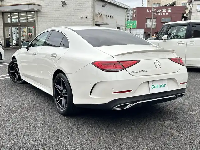メルセデス・ベンツ Ｍ・ベンツ ＣＬＳ２２０ｄ スポーツ エクスクルーシブPKG 大分県 2022(令4)年 1.1万km ダイヤモンドホワイト 〇革シート/〇サンルーフ/〇純正メーカーナビ/　ラジオ・BT・フルセグ/〇全方位カメラ/〇ETC/〇社外レーダー/〇シートヒーター/〇エアーシート/〇ACC/〇LKA/〇BSM/〇パドルシフト/〇HUD/〇ブルメスターサウンドシステム/〇ステアリングスイッチ/〇純正LEDヘッドライト/〇純正バックフォグ/〇パワーバックドア/〇アイドリングストップ/〇前後ドライブレコーダー/〇前席3wayメモリーシート/〇パワーシート/〇保証書/〇取扱説明書/〇スペアキー