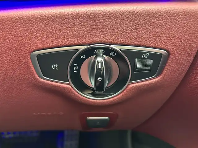メルセデス・ベンツ Ｍ・ベンツ ＣＬＳ２２０ｄ スポーツ エクスクルーシブPKG 大分県 2022(令4)年 1.1万km ダイヤモンドホワイト 〇革シート/〇サンルーフ/〇純正メーカーナビ/　ラジオ・BT・フルセグ/〇全方位カメラ/〇ETC/〇社外レーダー/〇シートヒーター/〇エアーシート/〇ACC/〇LKA/〇BSM/〇パドルシフト/〇HUD/〇ブルメスターサウンドシステム/〇ステアリングスイッチ/〇純正LEDヘッドライト/〇純正バックフォグ/〇パワーバックドア/〇アイドリングストップ/〇前後ドライブレコーダー/〇前席3wayメモリーシート/〇パワーシート/〇保証書/〇取扱説明書/〇スペアキー