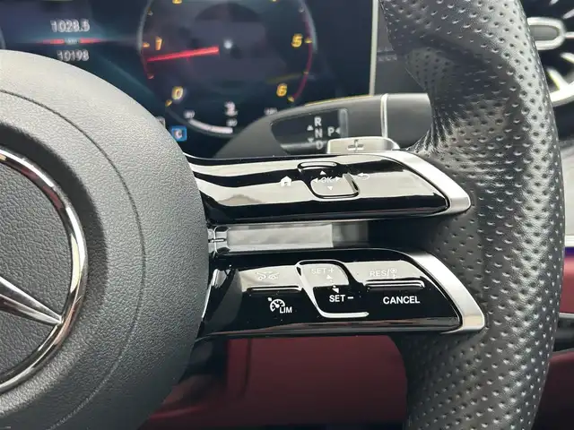 メルセデス・ベンツ Ｍ・ベンツ ＣＬＳ２２０ｄ スポーツ エクスクルーシブPKG 大分県 2022(令4)年 1.1万km ダイヤモンドホワイト 〇革シート/〇サンルーフ/〇純正メーカーナビ/　ラジオ・BT・フルセグ/〇全方位カメラ/〇ETC/〇社外レーダー/〇シートヒーター/〇エアーシート/〇ACC/〇LKA/〇BSM/〇パドルシフト/〇HUD/〇ブルメスターサウンドシステム/〇ステアリングスイッチ/〇純正LEDヘッドライト/〇純正バックフォグ/〇パワーバックドア/〇アイドリングストップ/〇前後ドライブレコーダー/〇前席3wayメモリーシート/〇パワーシート/〇保証書/〇取扱説明書/〇スペアキー