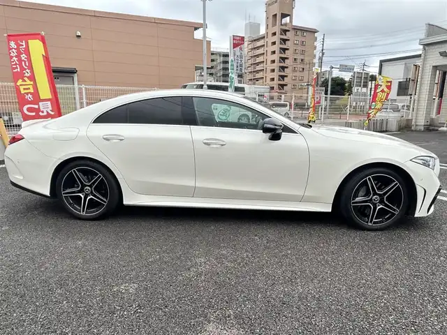 メルセデス・ベンツ Ｍ・ベンツ ＣＬＳ２２０ｄ スポーツ エクスクルーシブPKG 大分県 2022(令4)年 1.1万km ダイヤモンドホワイト 〇革シート/〇サンルーフ/〇純正メーカーナビ/　ラジオ・BT・フルセグ/〇全方位カメラ/〇ETC/〇社外レーダー/〇シートヒーター/〇エアーシート/〇ACC/〇LKA/〇BSM/〇パドルシフト/〇HUD/〇ブルメスターサウンドシステム/〇ステアリングスイッチ/〇純正LEDヘッドライト/〇純正バックフォグ/〇パワーバックドア/〇アイドリングストップ/〇前後ドライブレコーダー/〇前席3wayメモリーシート/〇パワーシート/〇保証書/〇取扱説明書/〇スペアキー