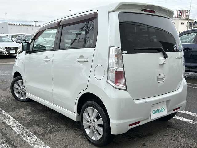 スズキ ワゴンＲ スティングレー X 秋田県 2010(平22)年 7.5万km パールホワイト 社外メモリーナビ/社外CD、TV/純正14インチAW/バックカメラ/４WD/スペアキー