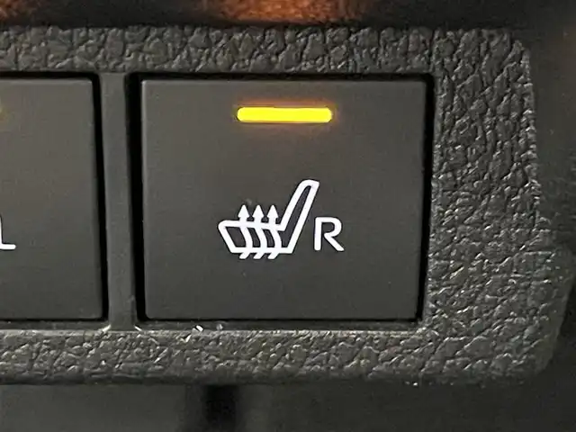 ダイハツ ムーヴ キャンバス ストライプス G ターボ 群馬県 2022(令4)年 2.4万km シャイニングホワイトパール/サンドベージュメタリック ナビ　バックカメラ　両側電動スライドドア　シートヒーター　衝突被害軽減ブレーキ　アダプティブクルーズコントロール　レーンアシスト　電動パーキングブレーキ　LEDライト　ETC　スマートキー　禁煙車