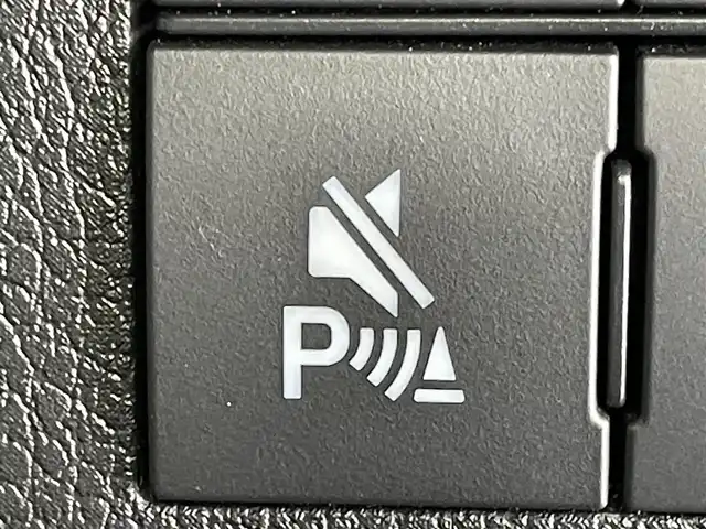 ダイハツ ムーヴ キャンバス ストライプス G ターボ 群馬県 2022(令4)年 2.4万km シャイニングホワイトパール/サンドベージュメタリック ナビ　バックカメラ　両側電動スライドドア　シートヒーター　衝突被害軽減ブレーキ　アダプティブクルーズコントロール　レーンアシスト　電動パーキングブレーキ　LEDライト　ETC　スマートキー　禁煙車