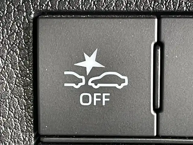 ダイハツ ムーヴ キャンバス ストライプス G ターボ 群馬県 2022(令4)年 2.4万km シャイニングホワイトパール/サンドベージュメタリック ナビ　バックカメラ　両側電動スライドドア　シートヒーター　衝突被害軽減ブレーキ　アダプティブクルーズコントロール　レーンアシスト　電動パーキングブレーキ　LEDライト　ETC　スマートキー　禁煙車