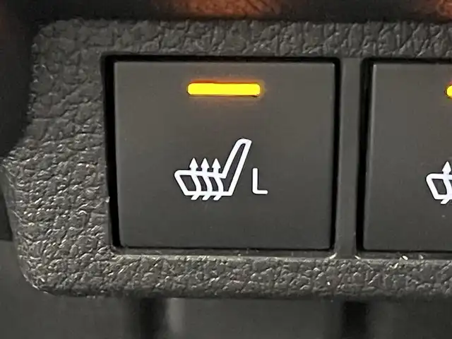 ダイハツ ムーヴ キャンバス ストライプス G ターボ 群馬県 2022(令4)年 2.4万km シャイニングホワイトパール/サンドベージュメタリック ナビ　バックカメラ　両側電動スライドドア　シートヒーター　衝突被害軽減ブレーキ　アダプティブクルーズコントロール　レーンアシスト　電動パーキングブレーキ　LEDライト　ETC　スマートキー　禁煙車