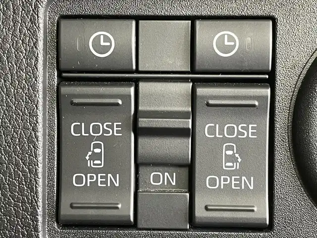 ダイハツ ムーヴ キャンバス ストライプス G ターボ 群馬県 2022(令4)年 2.4万km シャイニングホワイトパール/サンドベージュメタリック ナビ　バックカメラ　両側電動スライドドア　シートヒーター　衝突被害軽減ブレーキ　アダプティブクルーズコントロール　レーンアシスト　電動パーキングブレーキ　LEDライト　ETC　スマートキー　禁煙車