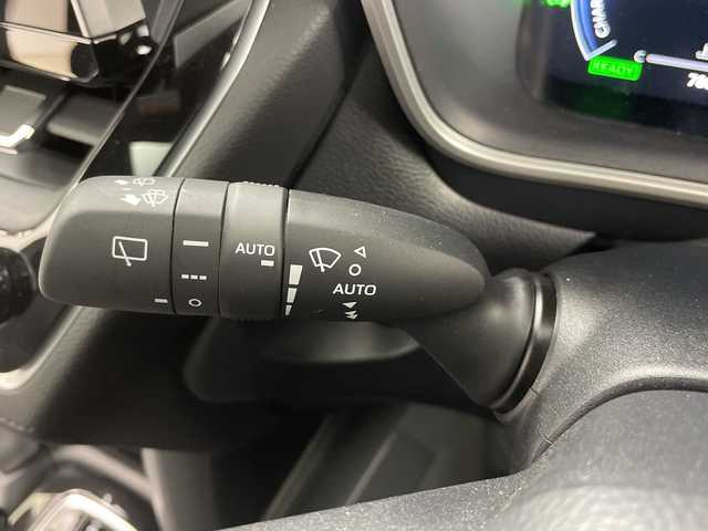 トヨタ カローラ クロス ハイブリッド Z 道央・札幌 2025(令7)年 0.8万km アティチュードブラックマイカ ・4WD/ムーンルーフ/モデリスタエアロ/・トヨタセーフティセンス/・レーダークルーズコントロール/・プリクラッシュセーフティ/・純正ディスプレイオーディオ　/・フルセグ/BT/USB/バックカメラ/・パワーバックドア/・ハーフレザーシート/D席パワーシート/・前席シートヒーター/・LEDオートライト/オートマチックハイビーム/・ETC2.0/ステアリングスイッチ/・スマートキー