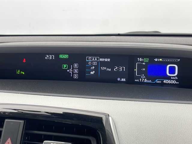 トヨタ プリウス Sセーフティプラス 千葉県 2016(平28)年 4.1万km スティールブロンドM 純正ナビ（CD/DVD/BT/フルセグTV）/トヨタセーフティーセンサー/レーダークルーズコントロール/レーンキープ/衝突軽減/クリアランスソナー/パーキングアシスト/オートハイビーム/LEDライト/フォグランプ/ビルトインETC2.0/前後ドラレコ/電格ミラー/フロアマット/ドアバイザー