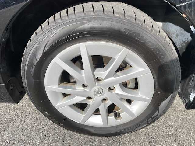 トヨタ プリウス α G 福島県 2015(平27)年 10.5万km アティチュードブラックマイカ (株)IDOMが運営する【じしゃロンいわき店】の自社ローン対象車両になります。こちらは現金ご利用時の価格です。自社ローンご希望の方は別途その旨お申付け下さい。/登録時走行距離104745km/ストラーダ製カーナビゲーション/型番：CN-RS01WD/バックカメラ/プッシュスタート/スマートキー/衝突軽減システム/レーンキープアシスト/オートハイビーム/ドライブレコーダー/サイドバイザー/フロアマット/ETC