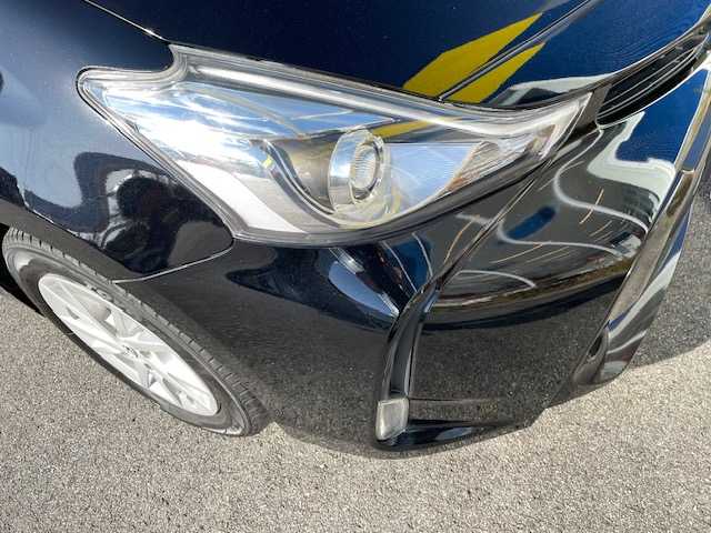 トヨタ プリウス α G 福島県 2015(平27)年 10.5万km アティチュードブラックマイカ (株)IDOMが運営する【じしゃロンいわき店】の自社ローン対象車両になります。こちらは現金ご利用時の価格です。自社ローンご希望の方は別途その旨お申付け下さい。/登録時走行距離104745km/ストラーダ製カーナビゲーション/型番：CN-RS01WD/バックカメラ/プッシュスタート/スマートキー/衝突軽減システム/レーンキープアシスト/オートハイビーム/ドライブレコーダー/サイドバイザー/フロアマット/ETC