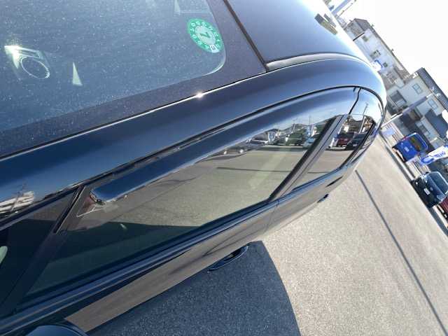 トヨタ プリウス α G 福島県 2015(平27)年 10.5万km アティチュードブラックマイカ (株)IDOMが運営する【じしゃロンいわき店】の自社ローン対象車両になります。こちらは現金ご利用時の価格です。自社ローンご希望の方は別途その旨お申付け下さい。/登録時走行距離104745km/ストラーダ製カーナビゲーション/型番：CN-RS01WD/バックカメラ/プッシュスタート/スマートキー/衝突軽減システム/レーンキープアシスト/オートハイビーム/ドライブレコーダー/サイドバイザー/フロアマット/ETC